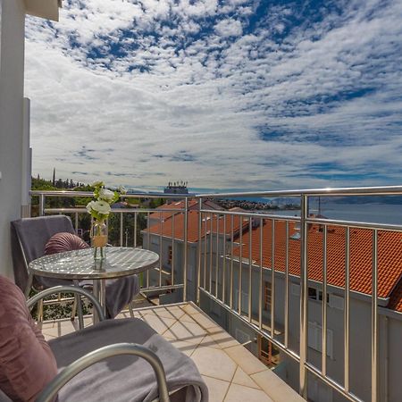 شقة Simba Apartman 59 سيلتسي المظهر الخارجي الصورة